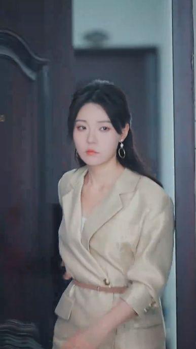 月华如水花照影,花影婆娑——漫步诗意夜境